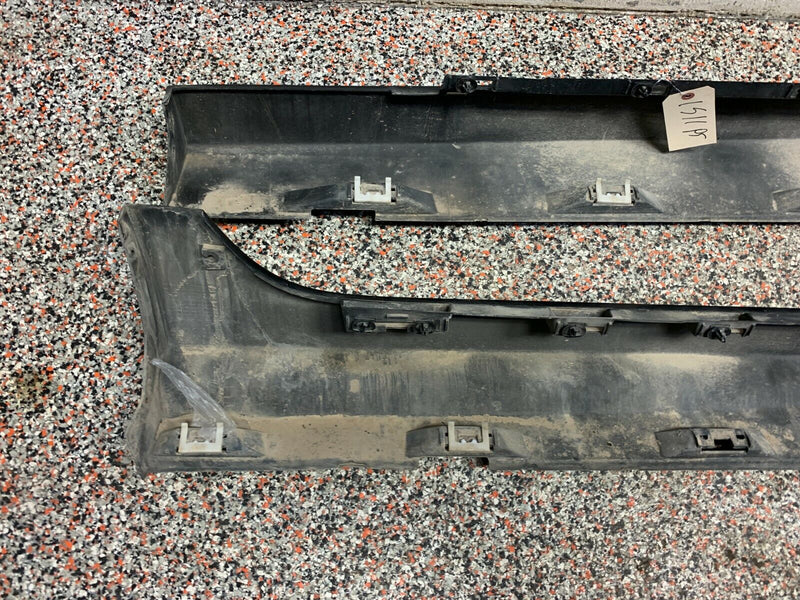 2009 PONTIAC G8 GT OEM DRIVER PASSENGER SIDE SKIRTS ROCKER PANELS