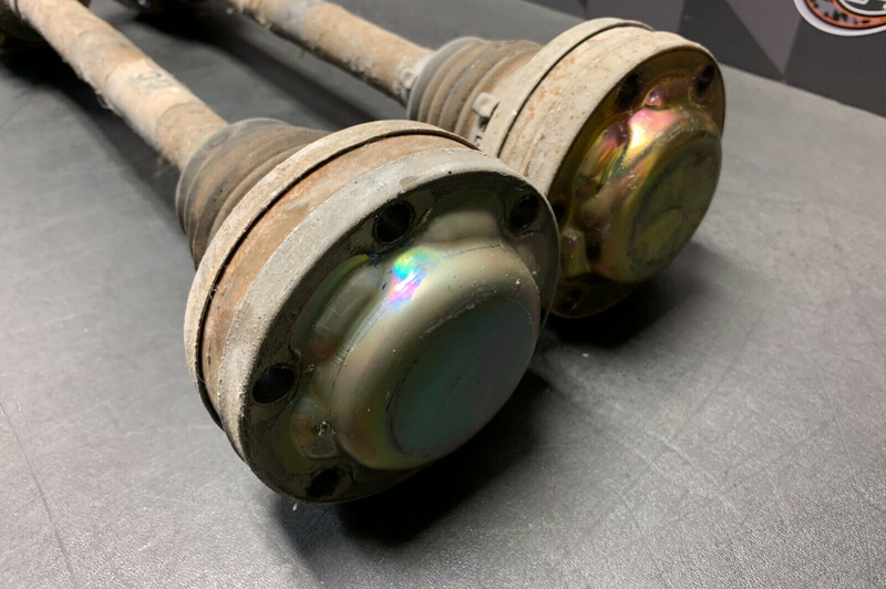 2004 PONTIAC GTO OEM REAR AXLES AXLE SHAFT SET DRIVER PASSENGER