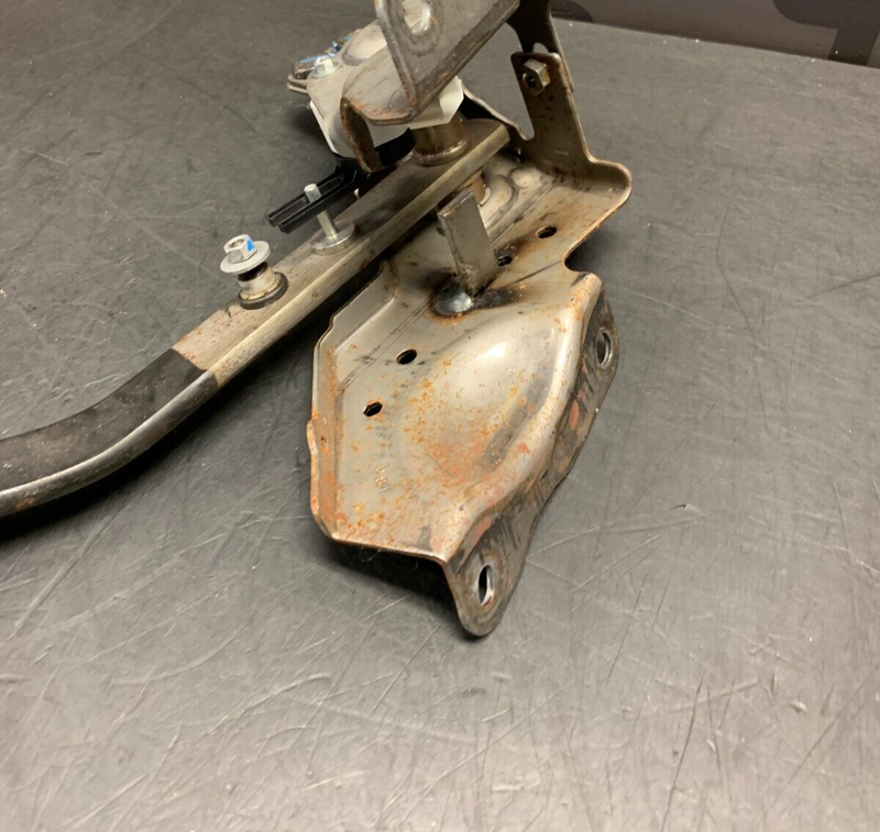 2013 CADILLAC CTS V COUPE OEM AUTOMATIC BRAKE PEDAL