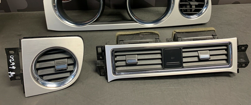 2013 FORD MUSTANG GT OEM GAUGE INSTRUMENT CLUSTER BEZEL VENT PANEL TRIM