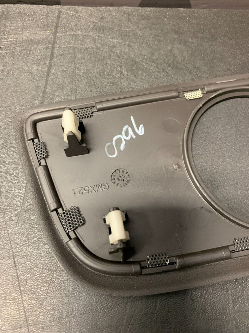 2010 CAMARO SS OEM CENTER CHANNEL SPEAKER COVER USED