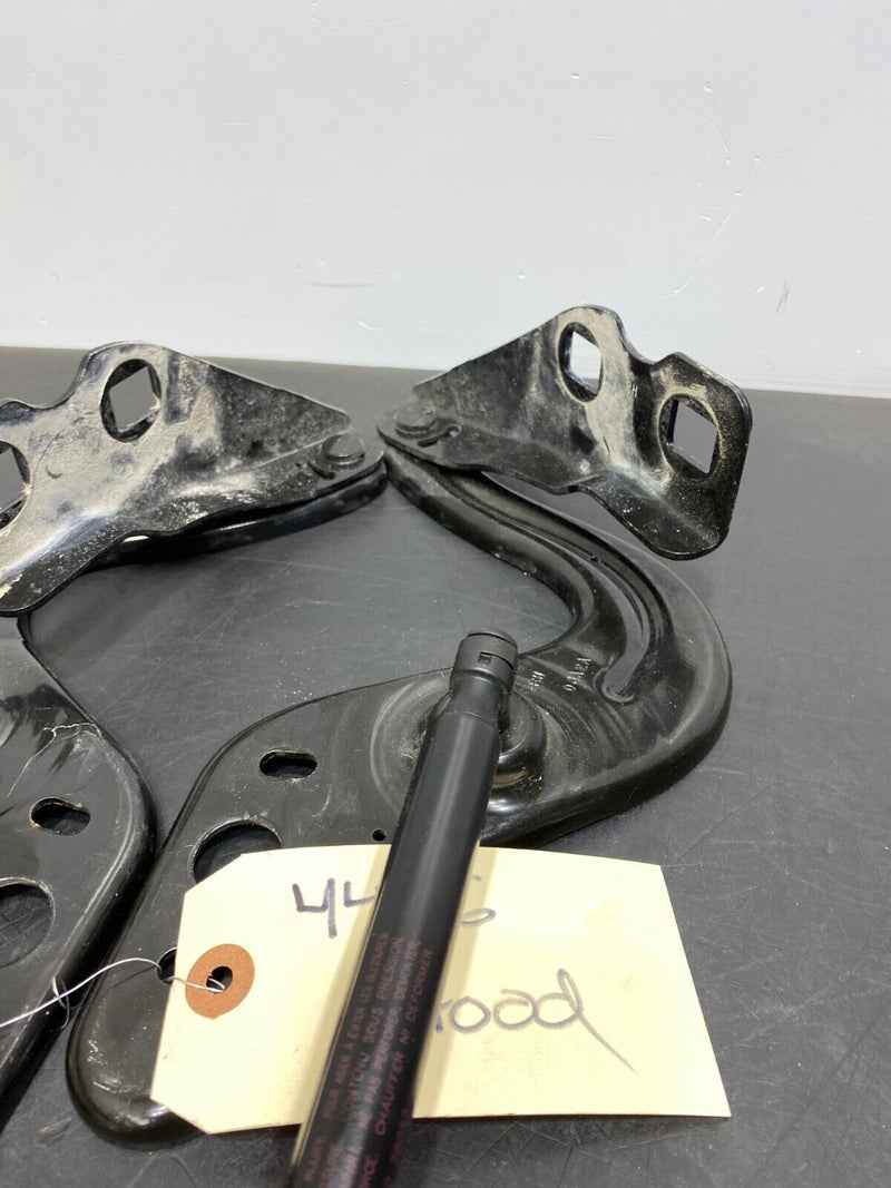 2013 CORVETTE C6 GRANDSPORT OEM HOOD HINGE WITH SHOCKS PAIR DR PS USED