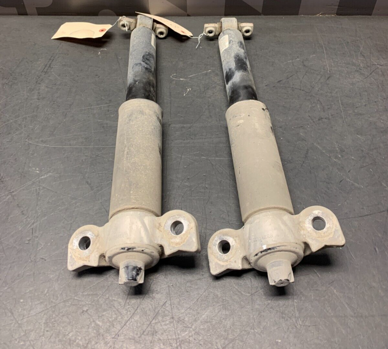 2019 FORD MUSTANG GT OEM REAR SUSPENSION STRUTS USED