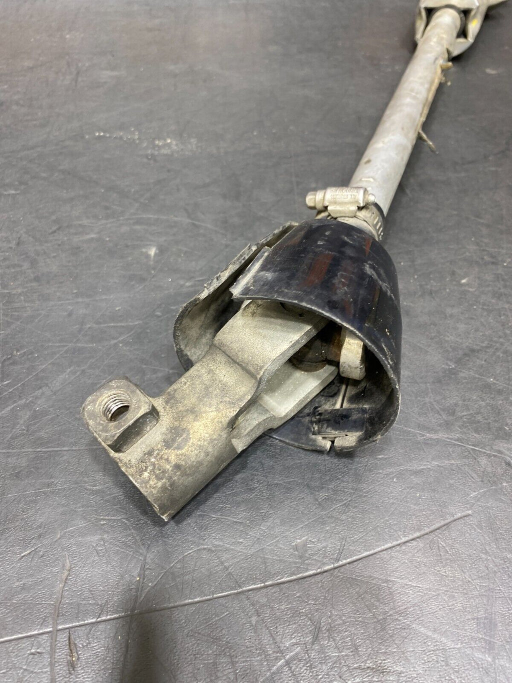 2001 CORVETTE C5 Z06 OEM STEERING SHAFT USED