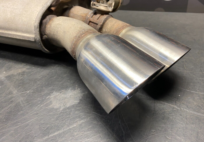 2014 CHEVROLET CAMARO SS 1LE OEM PASSENGER RH ACTIVE MUFFLER WITH VALVES USED