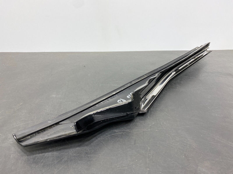 2015 CORVETTE C7 Z06 OEM PASSENGER RH EXTERIOR A PILLAR TRIM USED