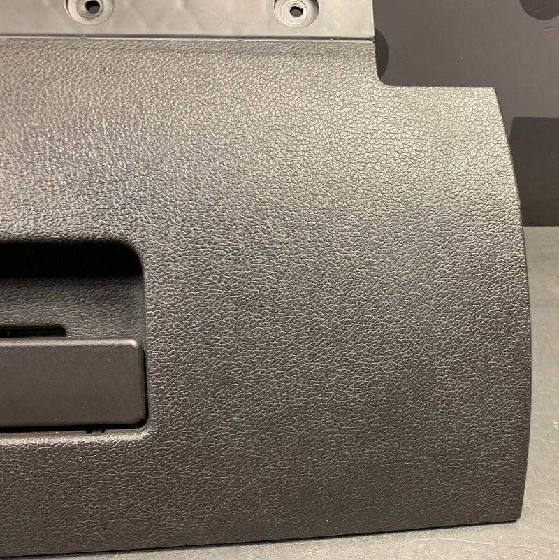 2013 FORD MUSTANG GT OEM GLOVE BOX