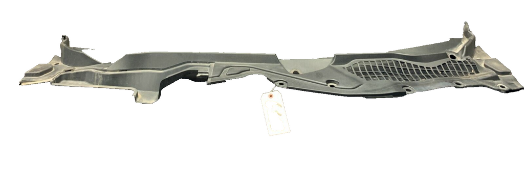 2018 FORD MUSTANG GT OEM WINDSHIELD WIPER COWL
