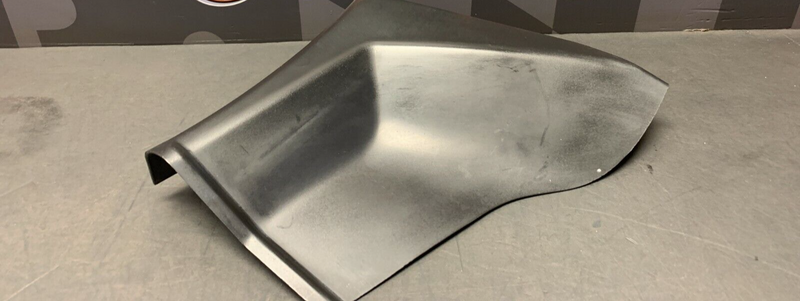 2002 CORVETTE C5 Z06 OEM PASSENGER FRONT LINER COVER SIDE