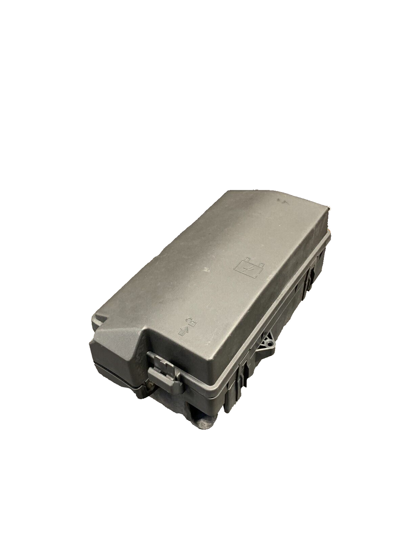 2014 CAMARO SS CONVERTIBLE OEM ENGINE BAY FUSE BOX