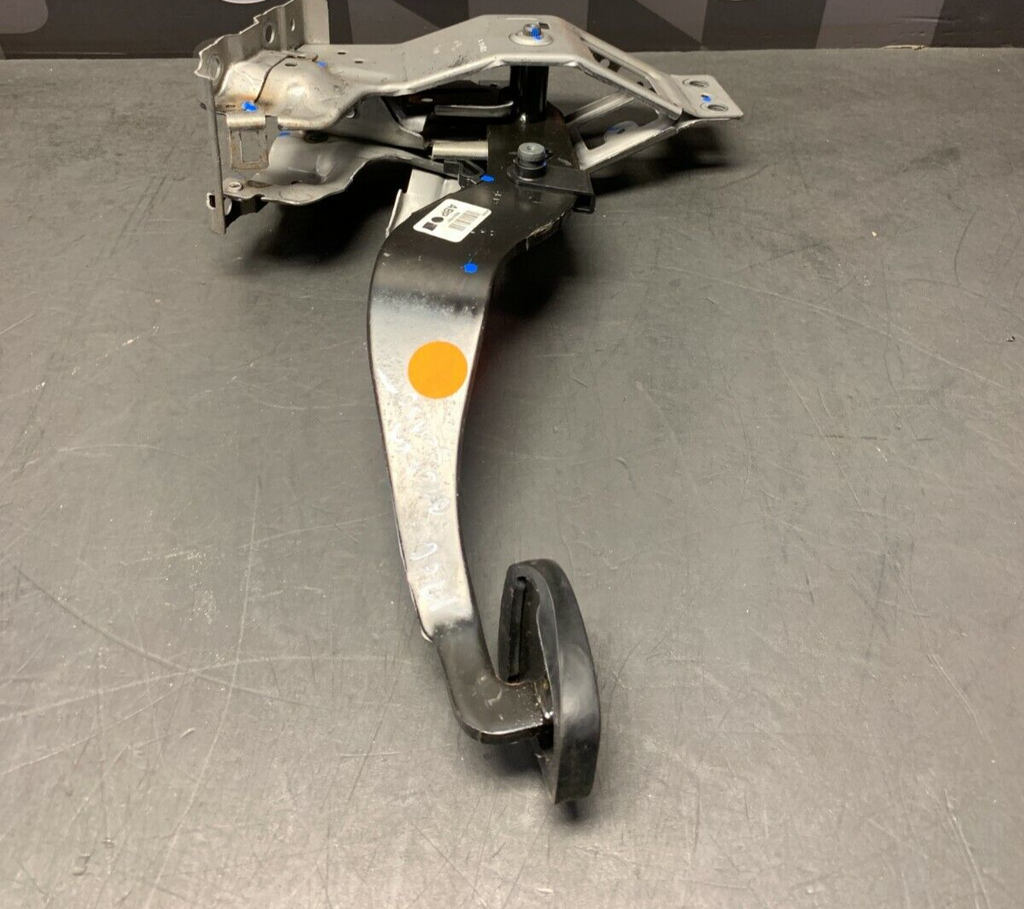 2014 CAMARO SS OEM MANUAL BRAKE PEDAL -NO SENSOR-