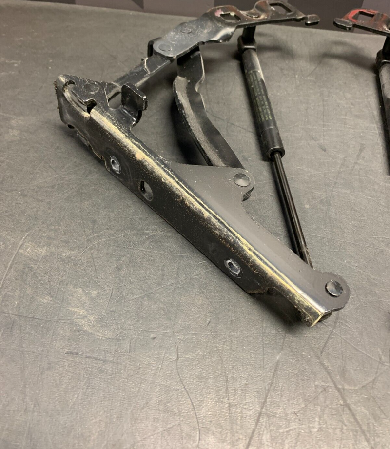 2008 CORVETTE C6 OEM TRUNK HINGES