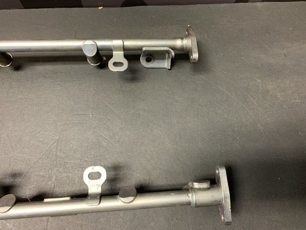 NISSAN R35 GTR OEM VR38DETT FUEL RAILS
