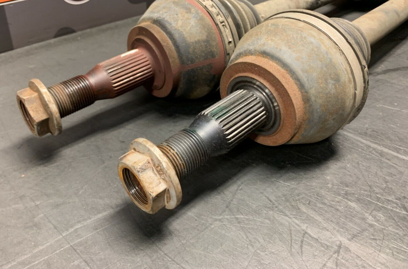 2007 CORVETTE C6 OEM DRIVER PASSENGER AXLES AXLE SHAFT SET