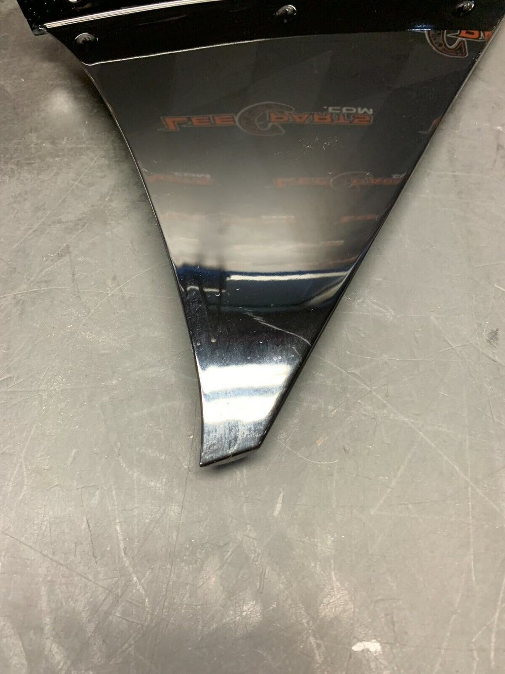2004 DODGE VIPER CONVERTIBLE OEM PASSENGER FENDER SKIRT FILLER PANEL