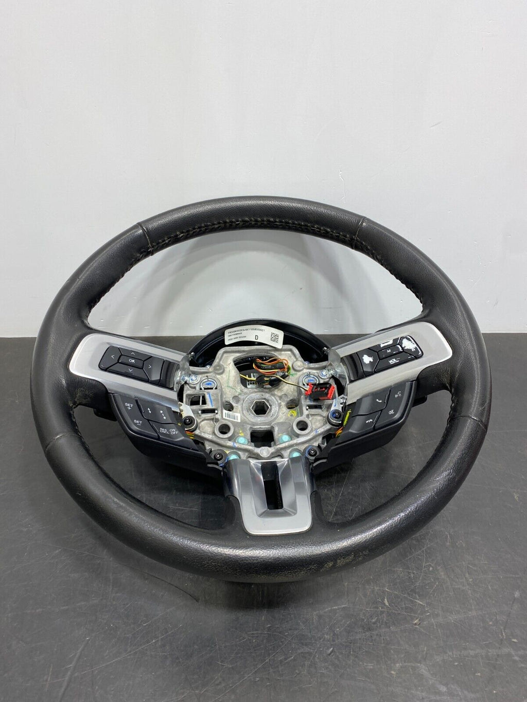 2015 FORD MUSTANG GT OEM STEERING WHEEL ASSEMBLY AUTOMATIC WITH PADDLE USED