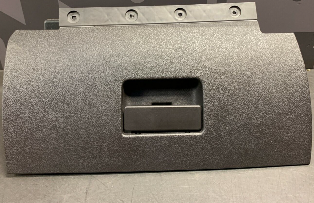 2013 FORD MUSTANG GT OEM GLOVE BOX