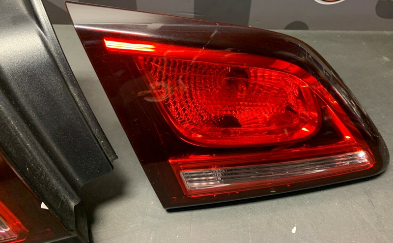 2015 CHEVROLET SS SEDAN OEM LH DRIVER INNER OUTER TAIL LIGHT