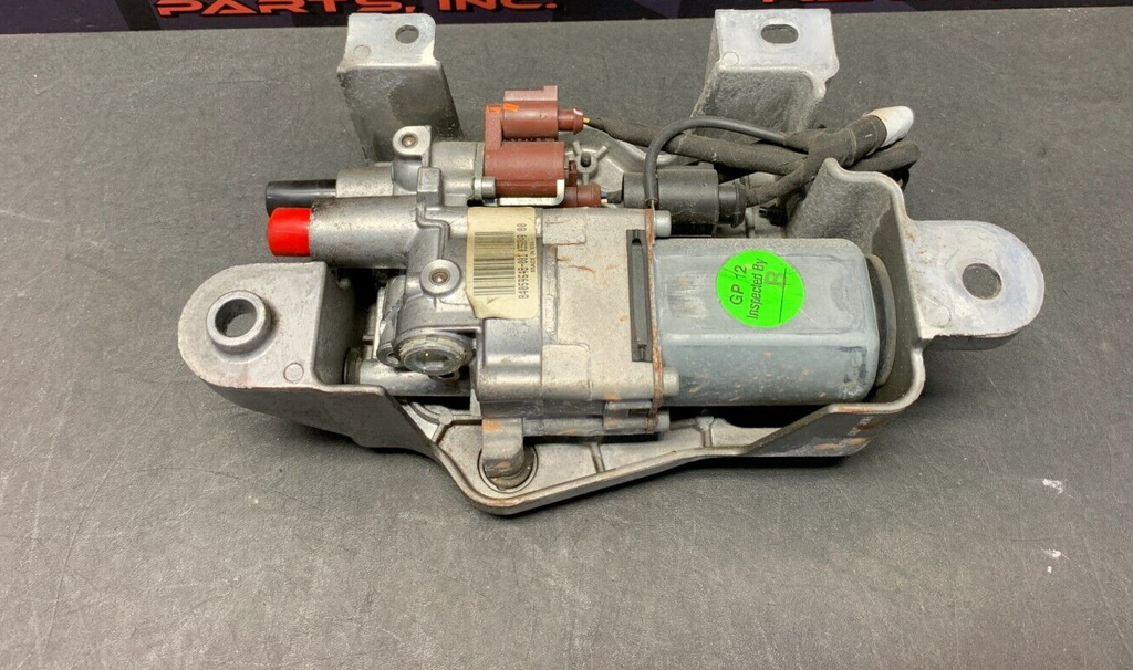 2018 CHEVROLET CAMARO ZL1 1LE OEM 84059648 REAR DIFFERENTIAL LOCKING PUMP