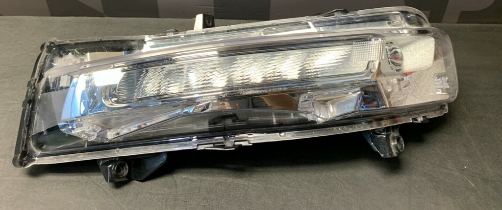 2019 FORD MUSTANG GT OEM DRIVER DRL RUNNING LIGHT