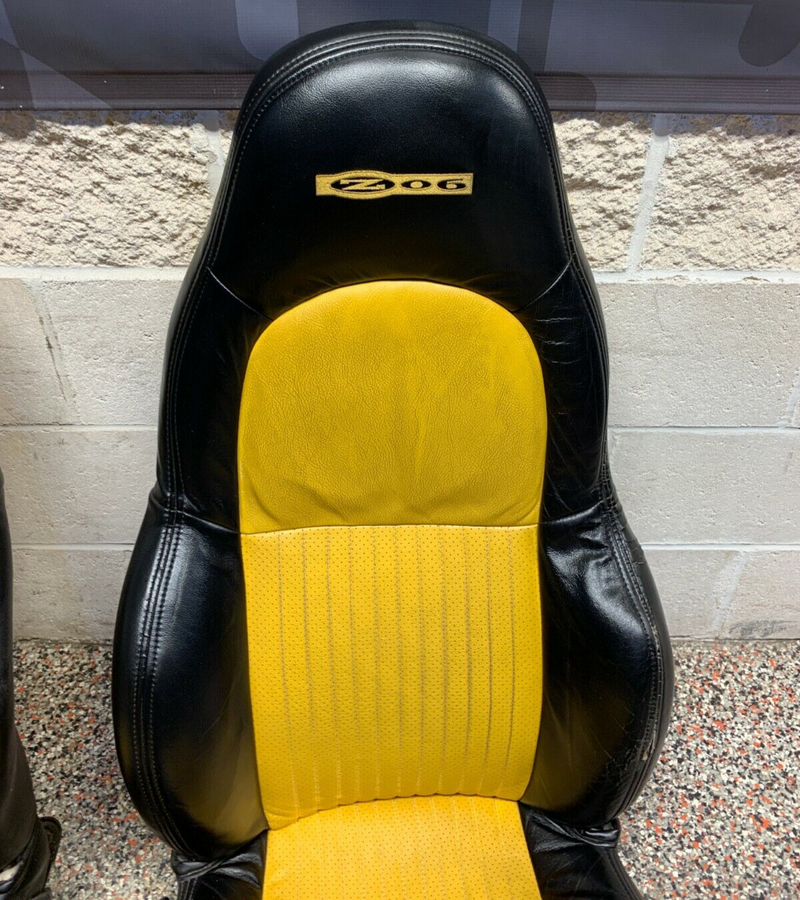 2001 CORVETTE C5 Z06 FRONT SEATS W/ YELLOW COVERS