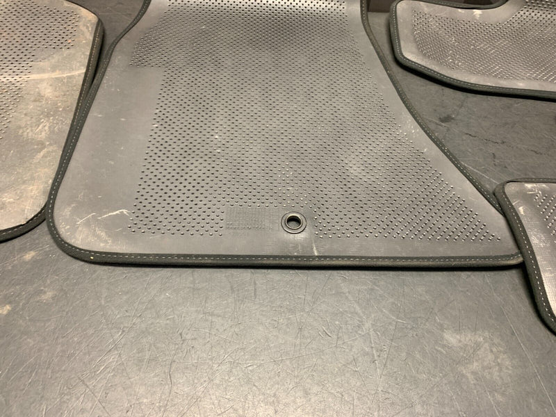 2018 DODGE CHALLENGER 392 SCAT PACK OEM FRONT REAR FLOOR MATS