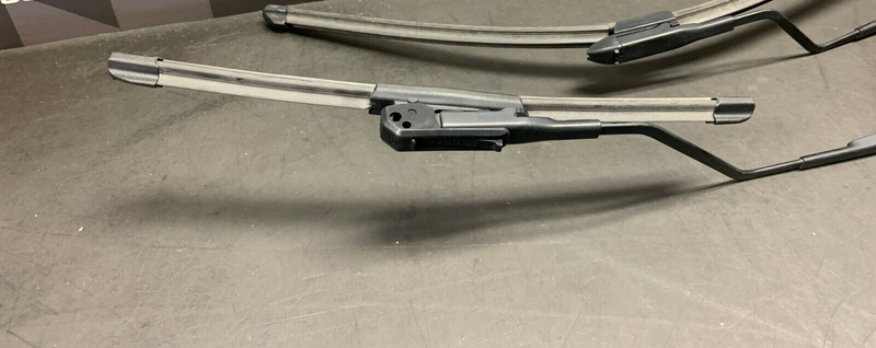 2015 CHEVROLET SS SEDAN OEM WINDSHIELD WIPER ARMS