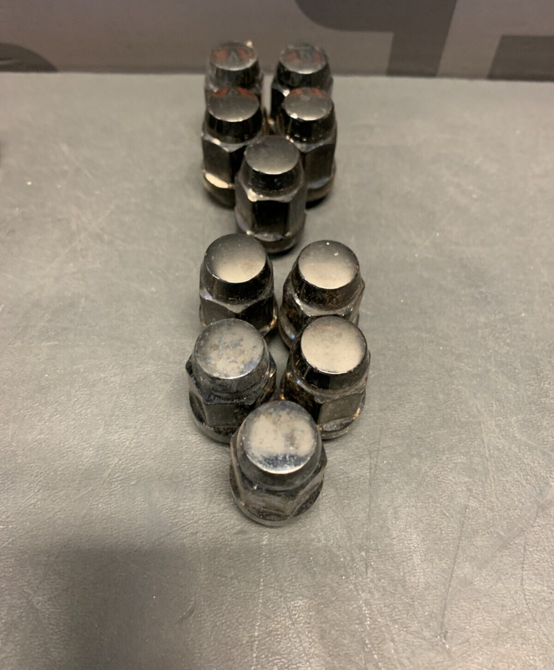 2000 PONTIAC FIREBIRD AFTERMARKET WHEEL LUG NUTS