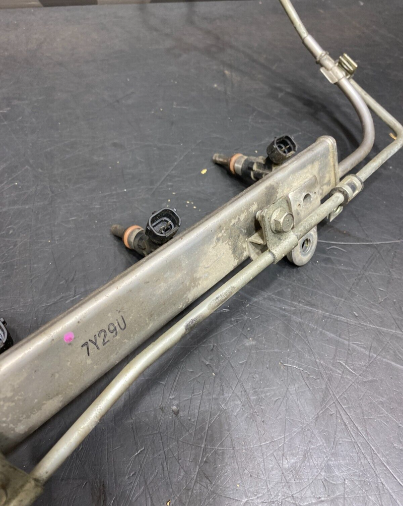 2008 MITSUBISHI EVOLUTION X OEM FUEL RAIL WITH INJECTORS SET USED