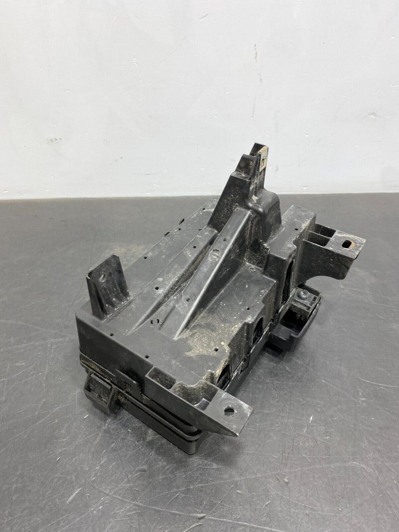 2006 CORVETTE C6 OEM ENGINE BAY FUSE BOX ASSEMBLY USED