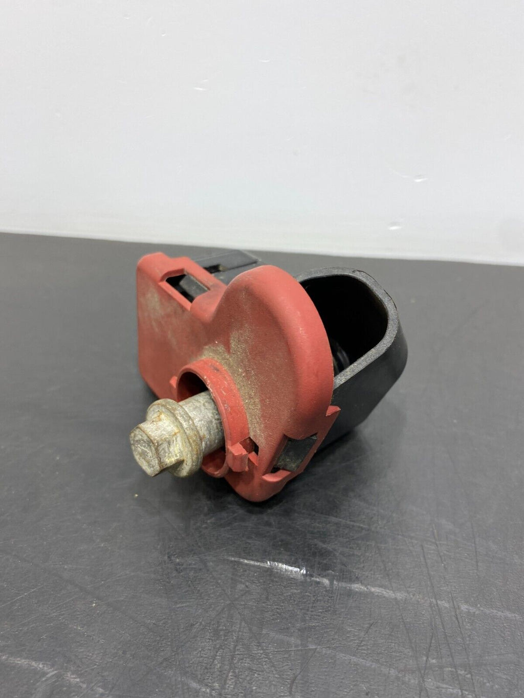 2010 CAMARO SS COUPE OEM BATTERY TERMINAL JUMP POST USED