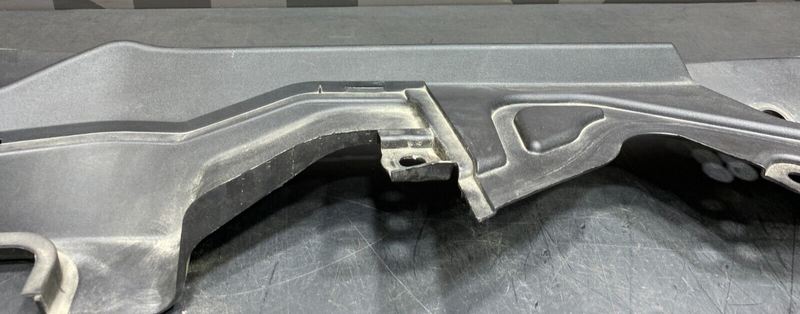 2016 FORD MUSTANG GT350R OEM LOWER WINDSHIELD COWL PANEL USED
