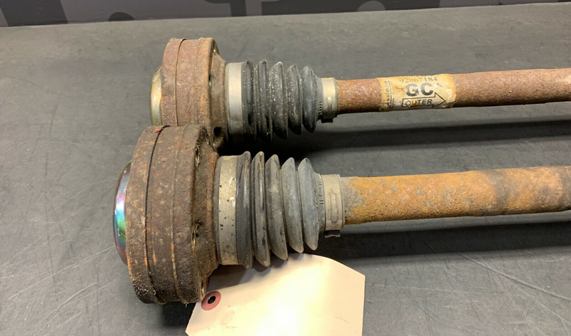 2004 PONTIAC GTO OEM REAR AXLES AXLE SHAFT SET