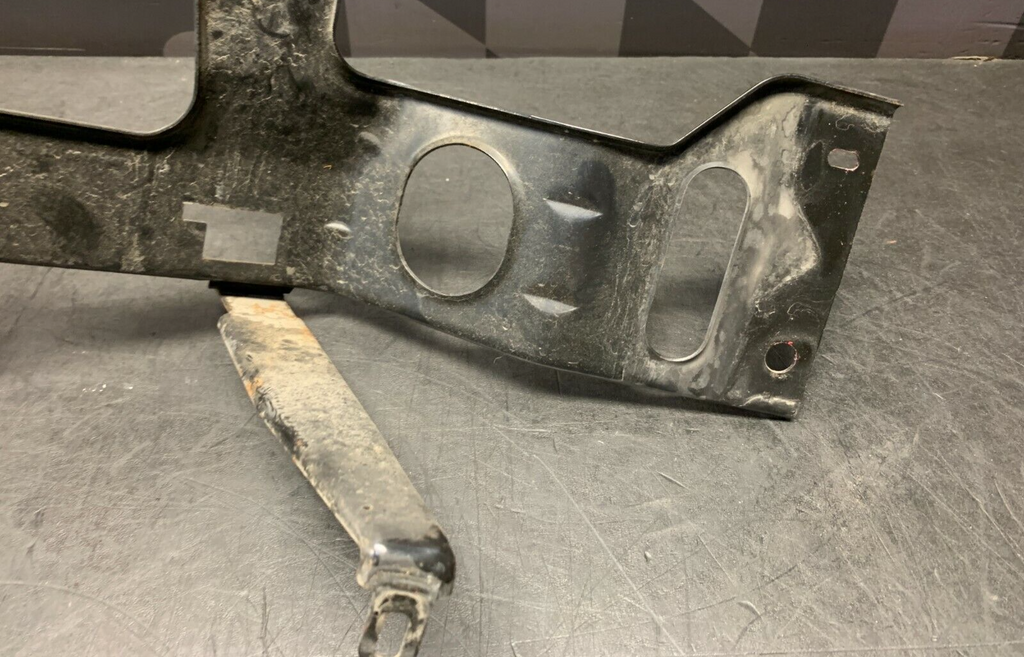 1999 CAMARO Z28 OEM DRIVER FRONT MOUNTING BRACKET
