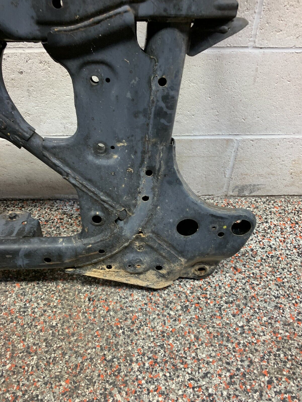 NISSAN R35 GTR OEM FRONT SUBFRAME ENGINE CRADLE