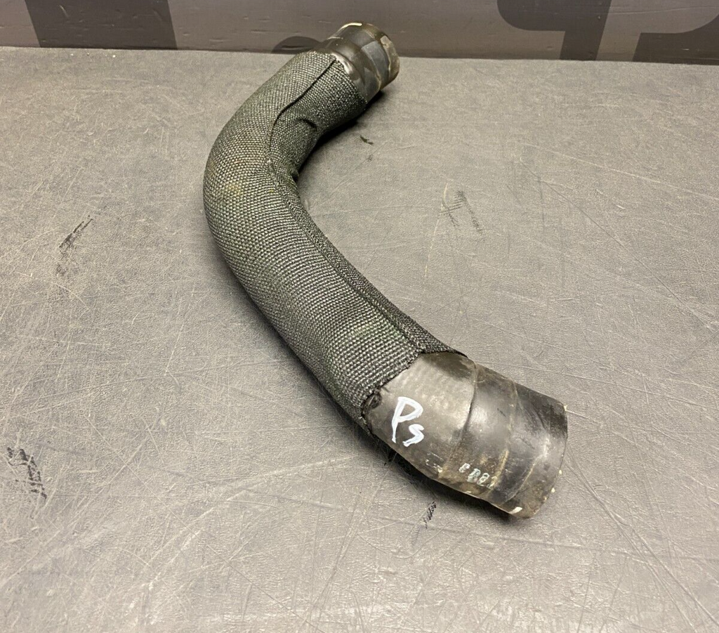 2014 AUDI R8 V10 OEM COUPE PASSENGER RH FRONT OUTER COOLANT HOSE 420121069A USED