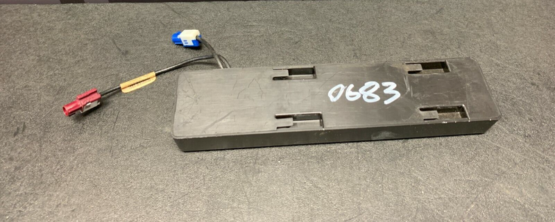 2006 CORVETTE C6 CONVERTIBLE OEM GPS NAVIGATION ANTENNA MODULE