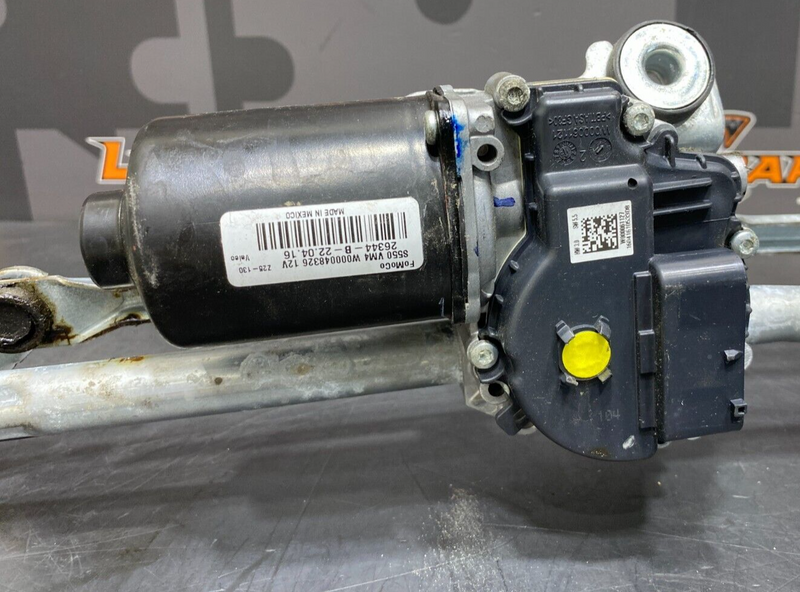 2016 FORD MUSTANG GT350R OEM WINDSHIELD WIPER MOTOR WITH LINKAGE USED