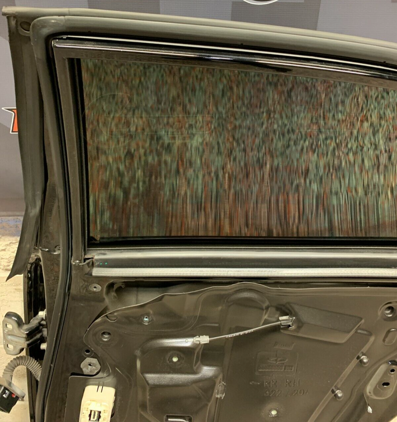 2011 CADILLAC CTS-V CTS V SEDAN OEM REAR RH PASSENGER DOOR