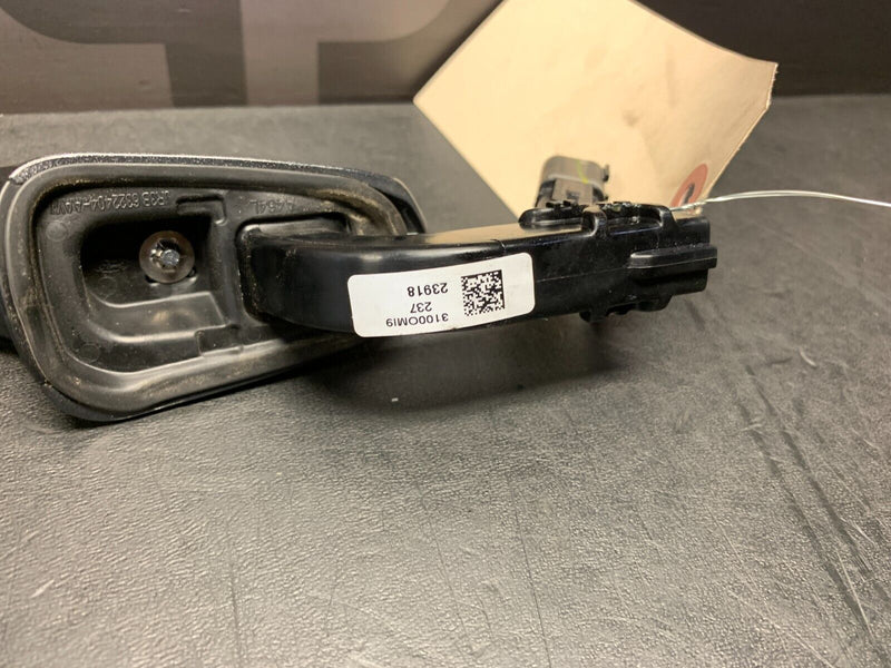 2019 FORD MUSTANG GT OEM PASSENGER DOOR HANDLE USED