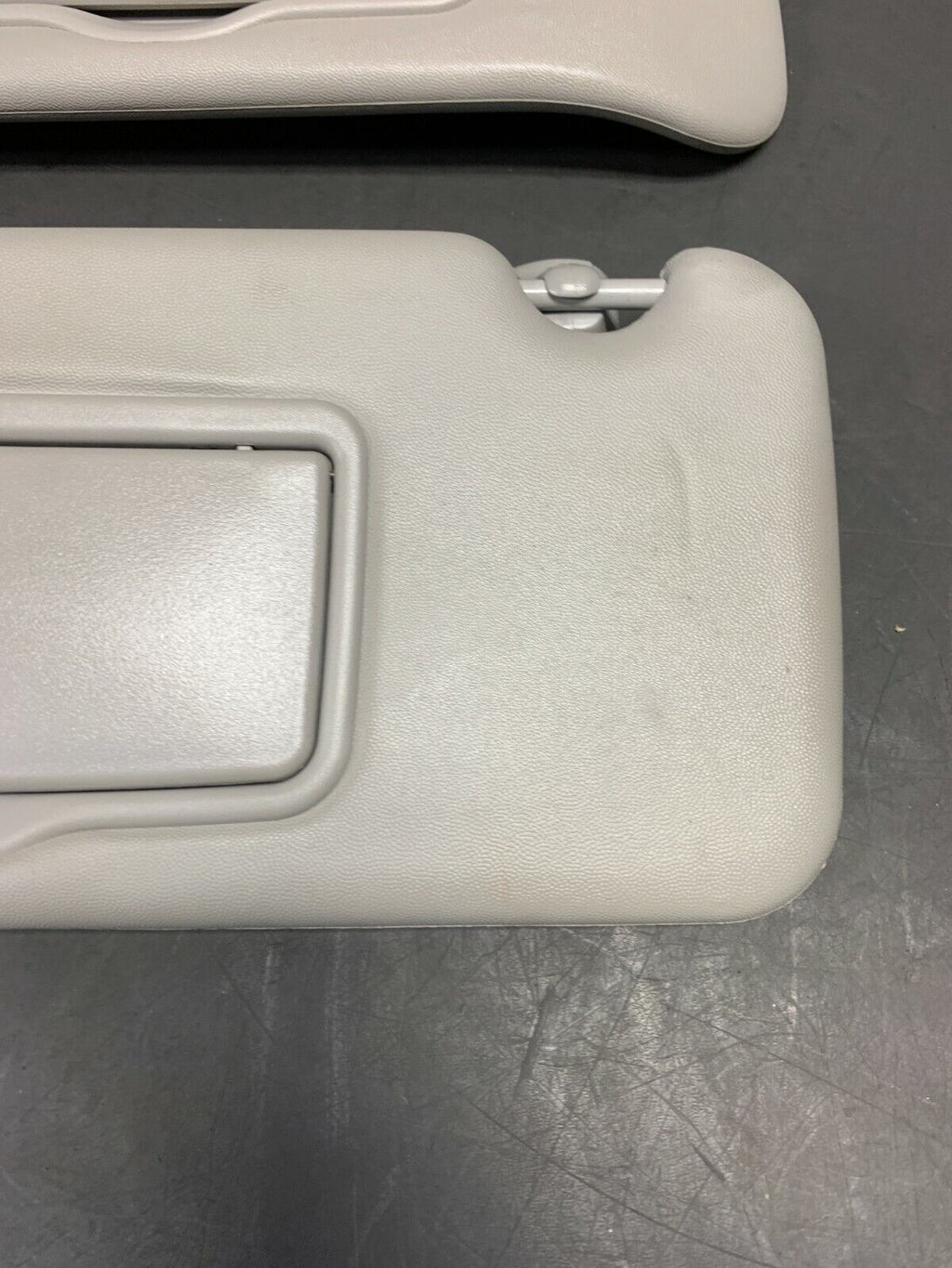 2005 CADILLAC CTSV CTS-V OEM SUN VISOR