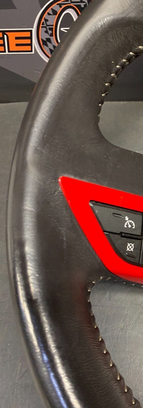 2011 CHEVROLET CAMARO SS OEM STEERING WHEEL RED PAINTED TRIM A/T USED