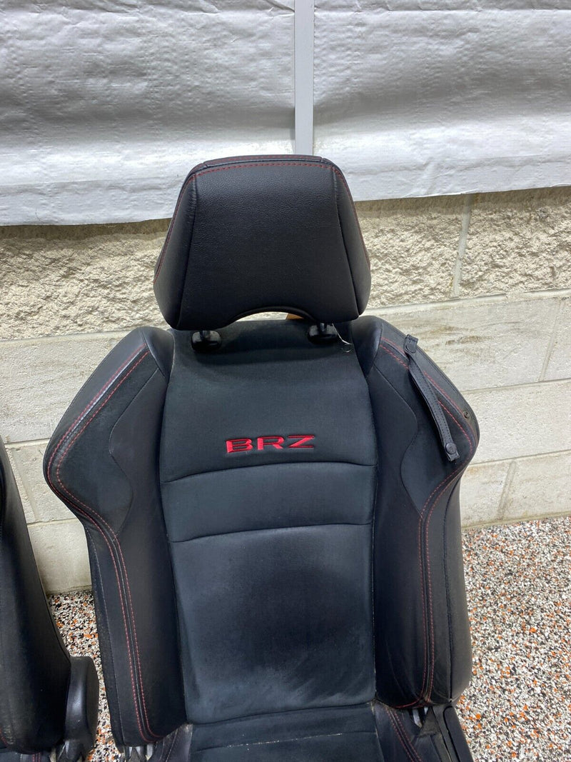 44253570