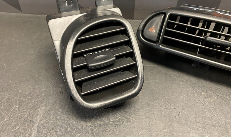 2002 CORVETTE C5Z06 OEM DASH VENTS SET DRIVER PASSENGER CENTER USED