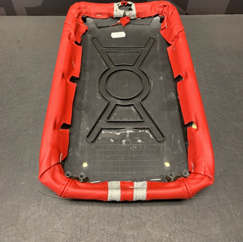 2004 PONTIAC GTO CENTER CONSOLE ARM REST