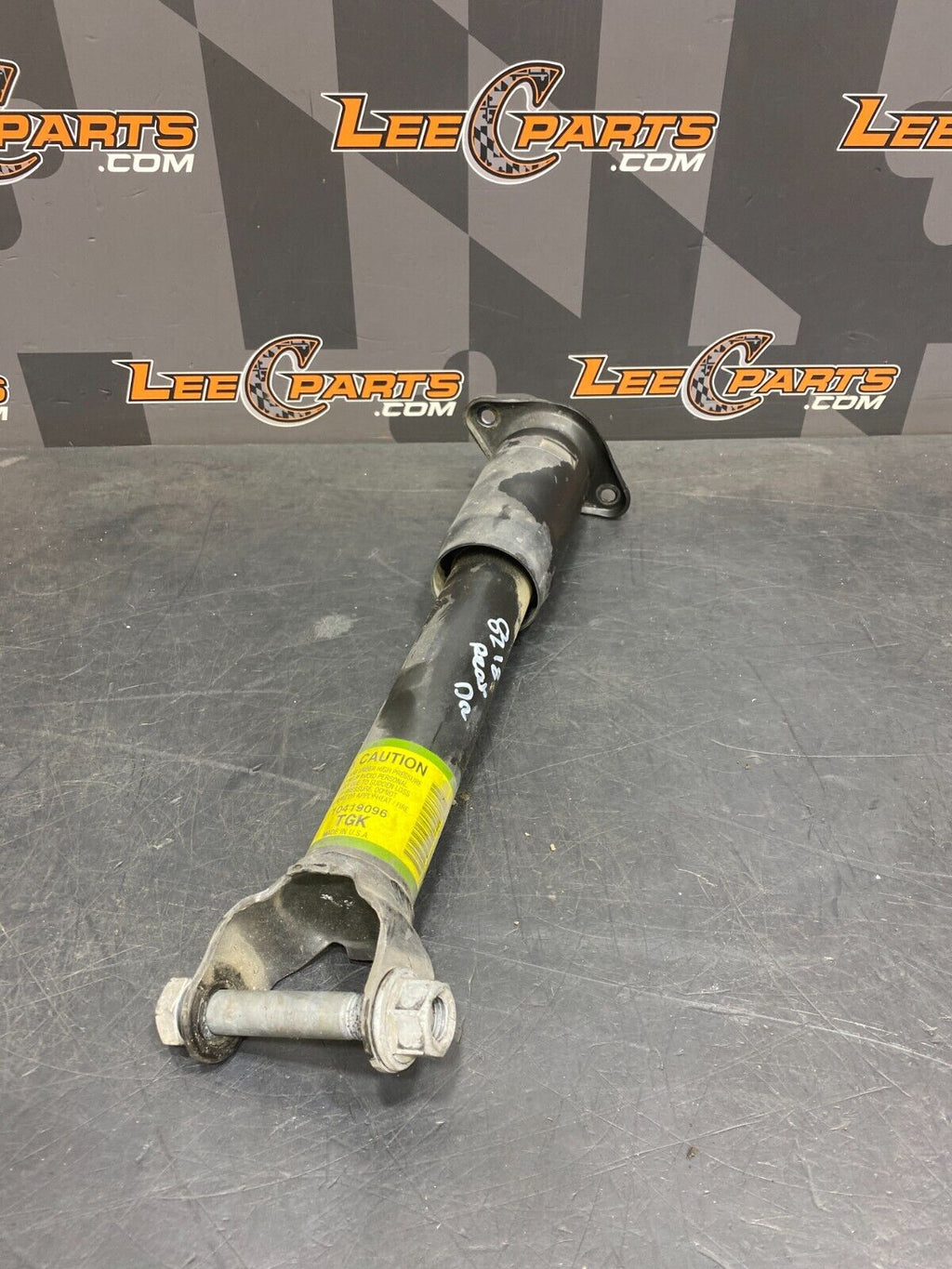 2001 CORVETTE C5 Z06 OEM DRIVER LH REAR STRUT ASSEMBLY USED