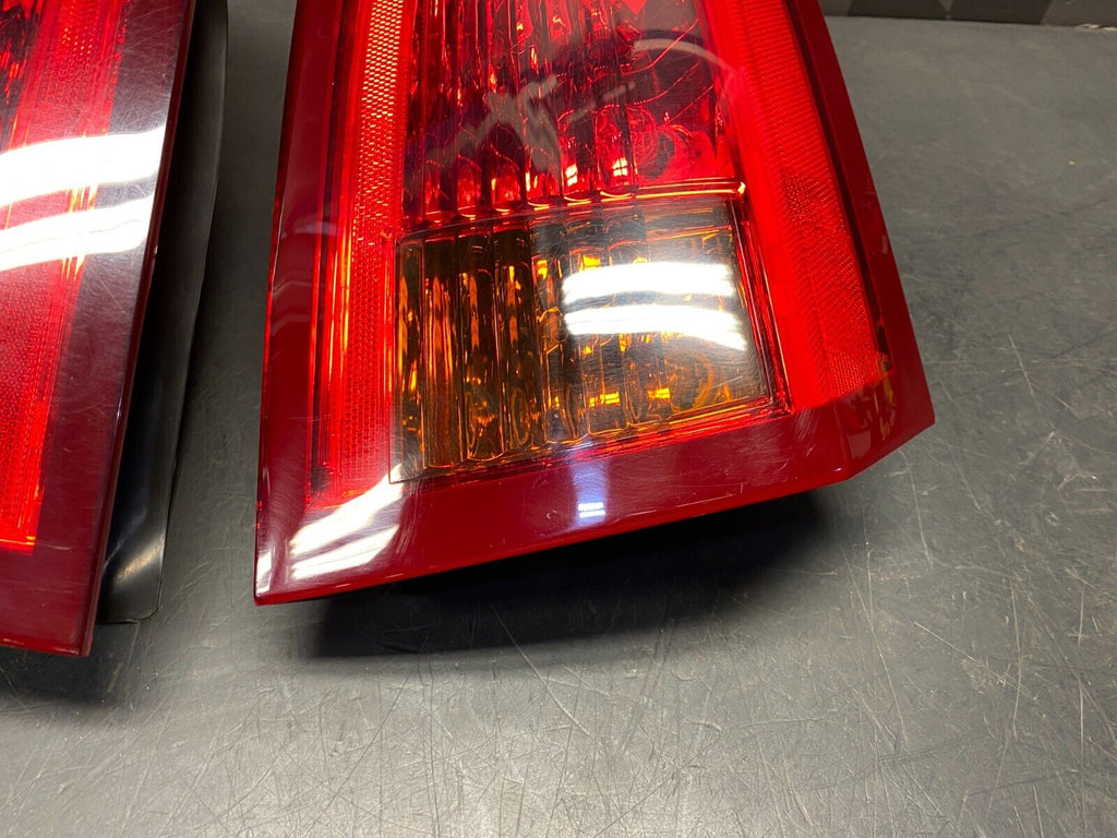 2007 CADILLAC CTS V CTS-V OEM TAIL LIGHTS PAIR DRIVER PASSENGER PAIR USED