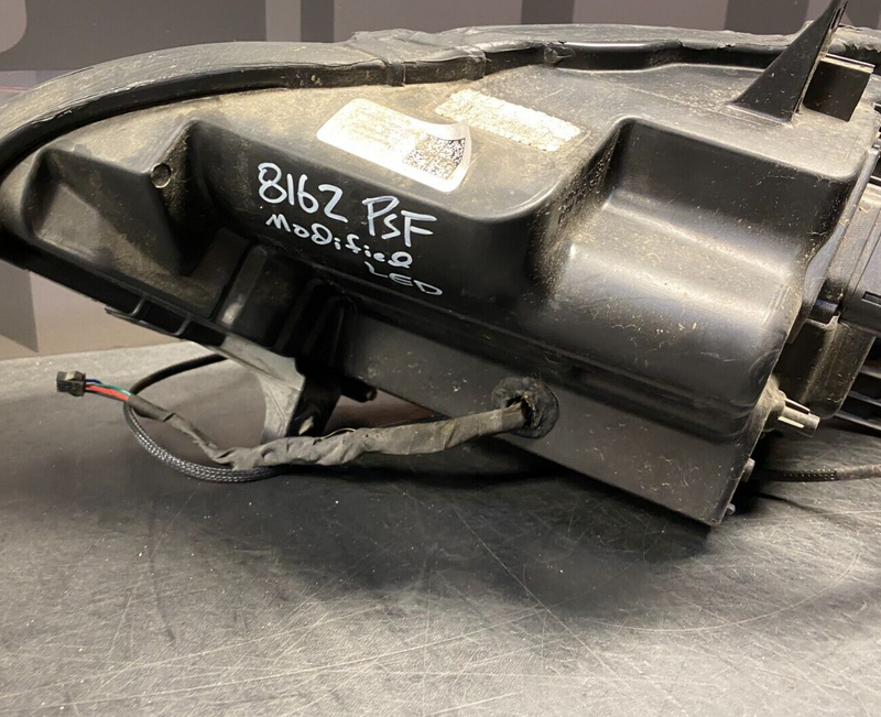 2018 FORD MUSTANG GT OEM PP1 PASSENGER RH HEADLIGHT HEADLAMP USED **MODIFIED**