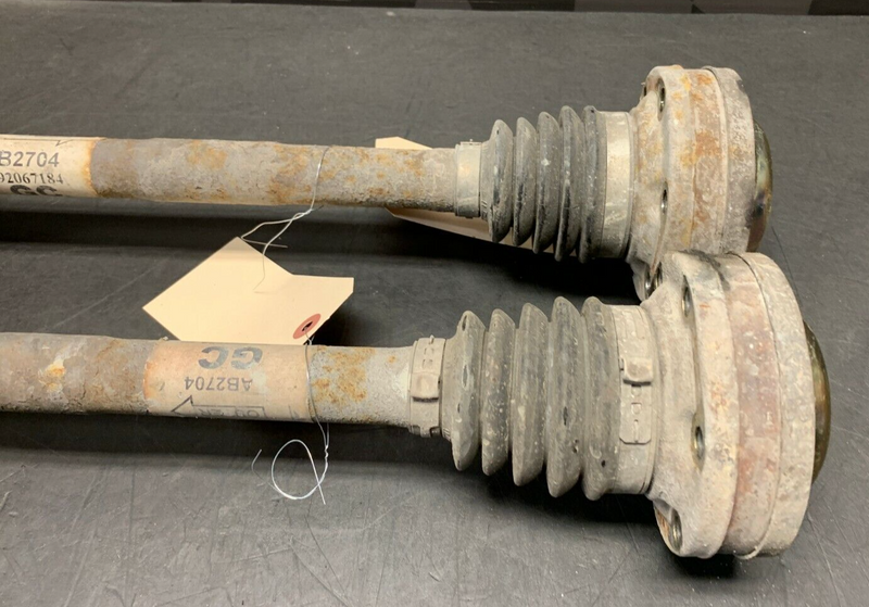 2004 PONTIAC GTO OEM REAR AXLES AXLE SHAFT SET