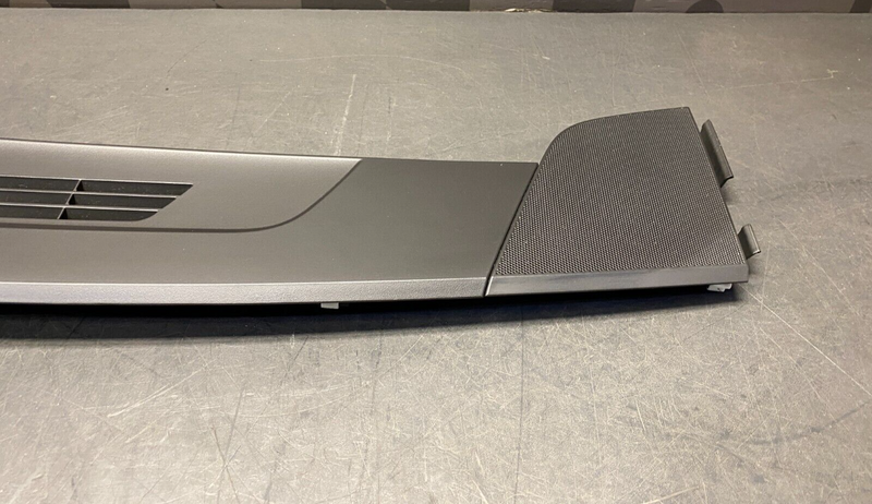 2013 CADILLAC CTSV CTS-V COUPE OEM FRONT DASHBOARD VENT GRILL USED